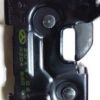 奔驰W204机盖下锁 2048800260