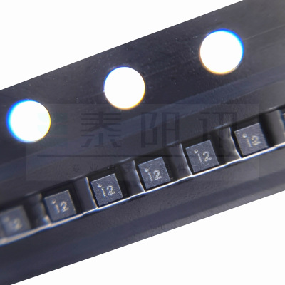 1.3V/300mA LDO线性稳压器SGM2036-1.3YUDH4G UTDFN-1x1-4L丝印O1